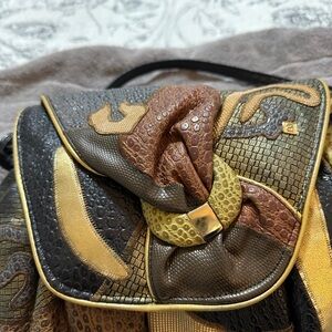 Elegant Gold and Brown Women's Shoulder Bag